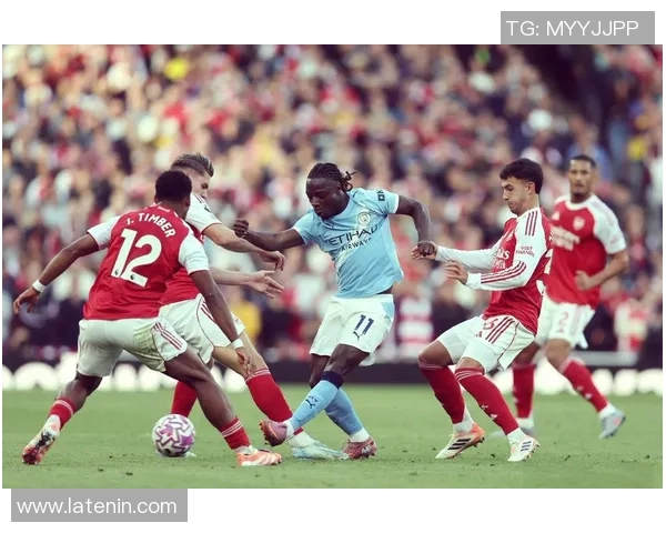 意甲激战巴黎圣日耳曼与曼城握手言和补时进球引发全场狂欢